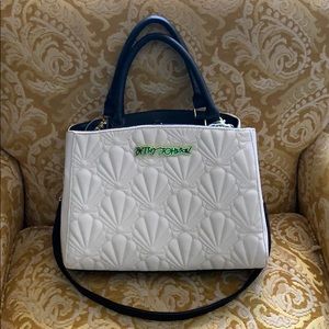 NWT Betsey Johnson seashell bag